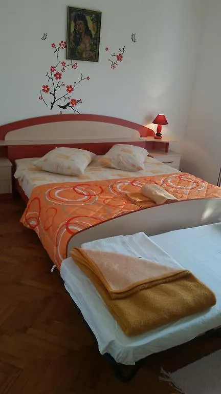 Apartment Valeria Lopar